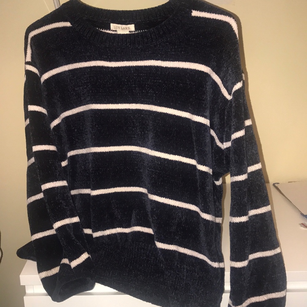 Luv Lane sweater!